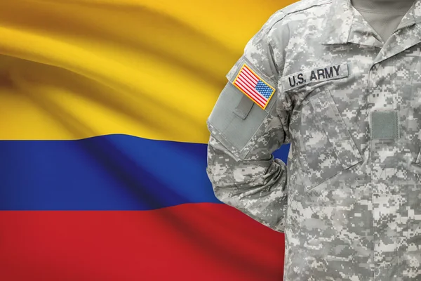 Soldat américain avec drapeau sur fond - Colombie — Photo
