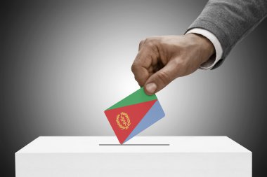 Siyah bayrak tutan erkek. Kavram - Eritre oylama