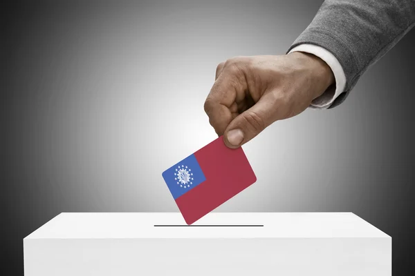 Black male holding flag. Voting concept - Republic of the Union of Myanmar —  Fotos de Stock