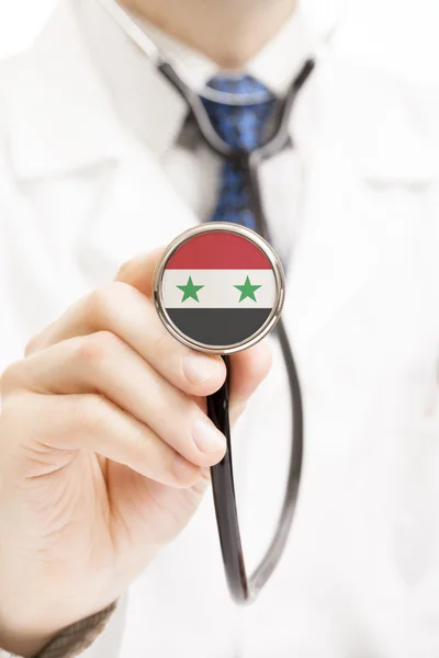 Національний прапор на стетоскоп концептуальні серії - Сирія — стокове фото