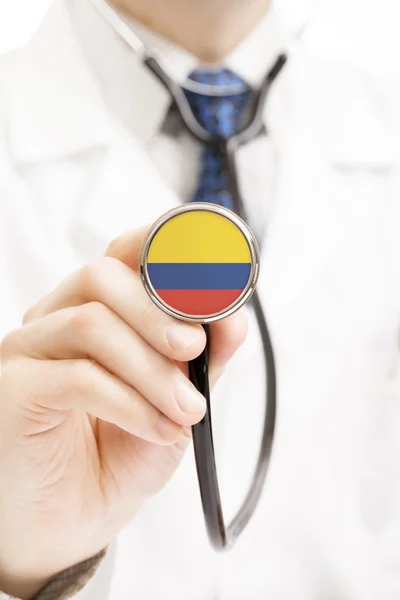 Bandera nacional en la serie conceptual de estetoscopio - Colombia — Foto de Stock