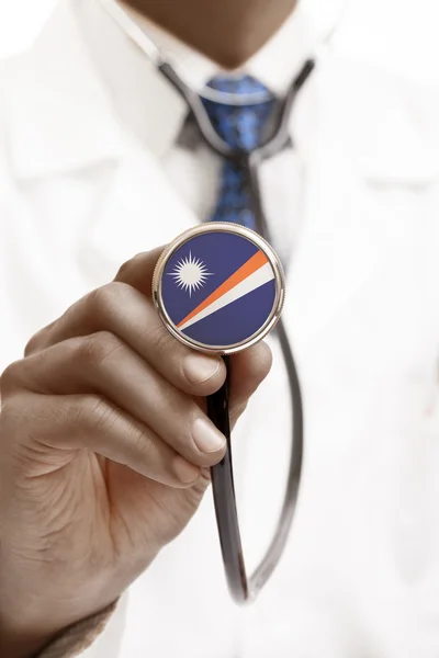 Stethoskop mit Nationalflagge konzeptionellen Serie - Marshallinseln — Stockfoto