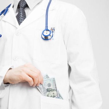 Doktor cebine para koymak