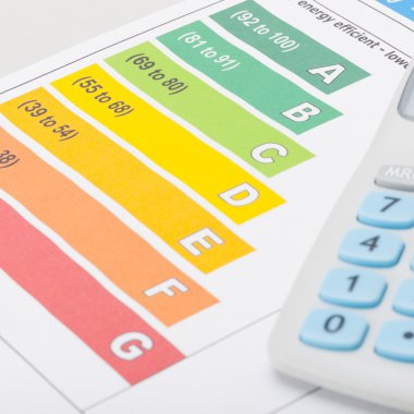 Renkli enerji verimliliği grafik hesap makinesi ile