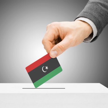 Oylama kavramı - erkek ekleme bayrağı haline oy sandığı - Libya