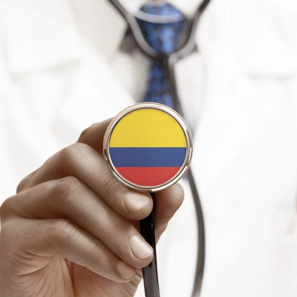 Stéthoscope avec série conceptuelle des drapeaux nationaux - Colombie — Photo