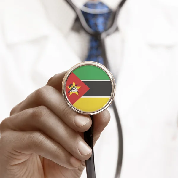 Stetoskop z serii pojęciowy flagi narodowej - Mozambik — Zdjęcie stockowe