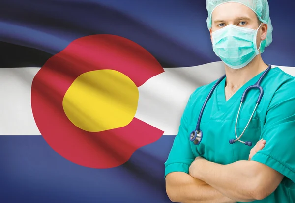 Surgeon with US state flag on background series - Colorado — Stock Photo, Image