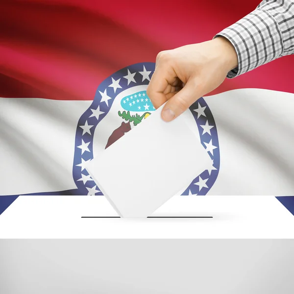 Ballot box with US state flag on background - Missouri — Stock Photo, Image