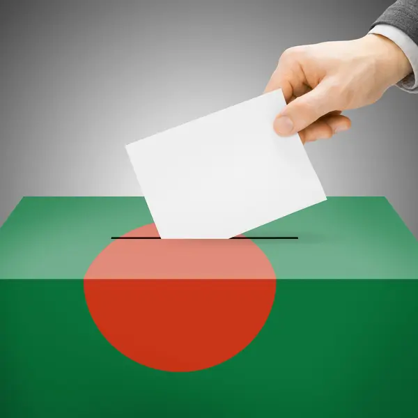 Ballot box painted into national flag - Bangladesh — Stock Photo, Image