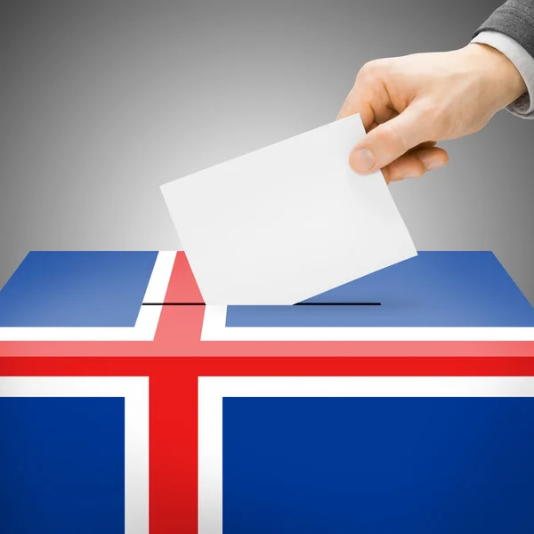 Scatola di scheda elettorale dipinta nella bandiera nazionale - Islanda — Foto Stock