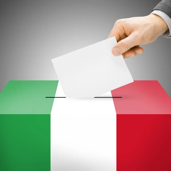 Urne peinte dans le drapeau national - Italie — Photo
