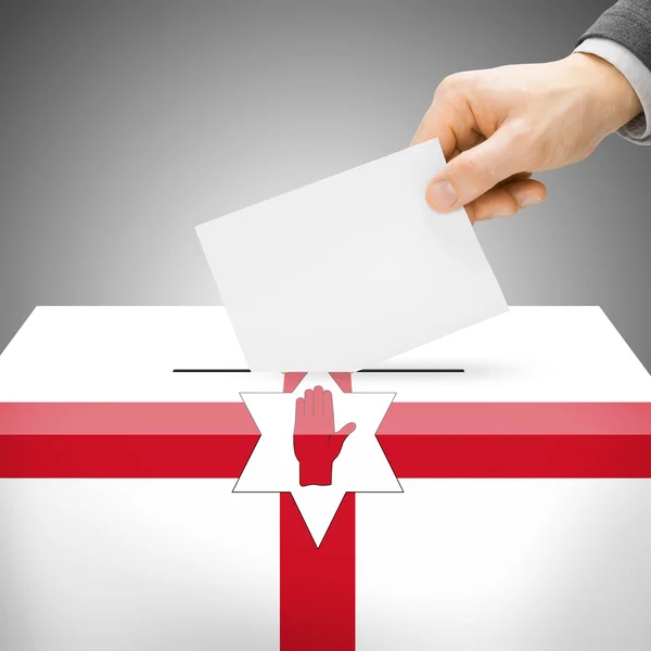 Ballot box painted into national flag - Northern Ireland — Stock Photo, Image