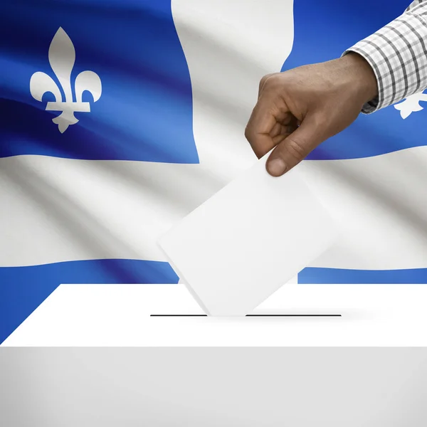 Oy sandığı arka plan serisi - Quebec Kanada eyaleti bayrağı ile — Stok fotoğraf