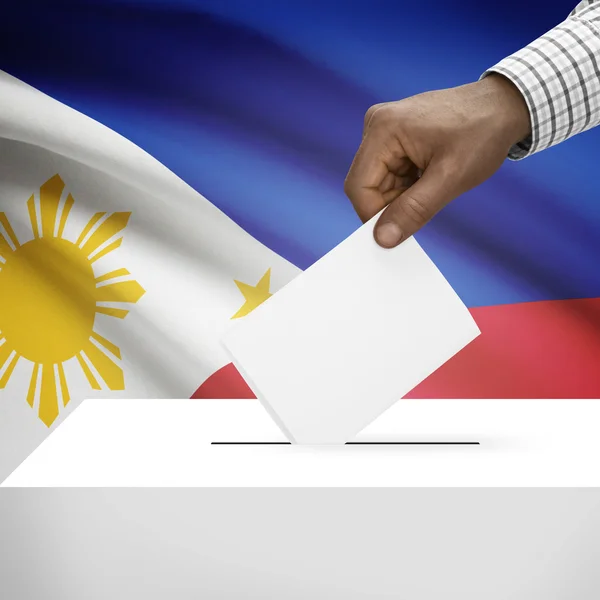 Scatola di scheda elettorale con la bandiera nazionale sulla serie della priorità bassa - Filippine — Foto Stock