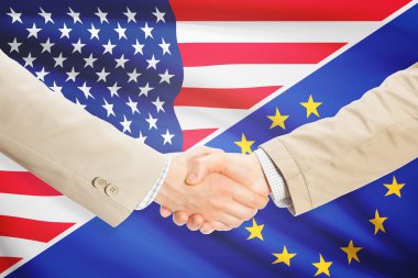 İşadamları el sıkışma - Amerika Birleşik Devletleri ve Avrupa Birliği