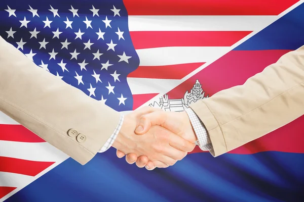 商人握手-美国和柬埔寨 — 图库照片