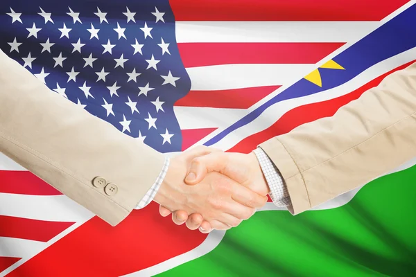 Podnikatelé handshake - USA a Namibie — Stock fotografie