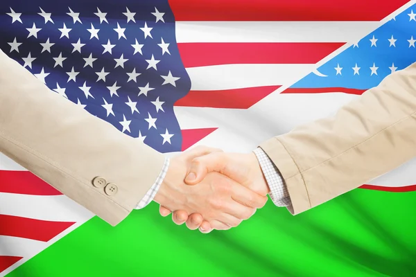 Unternehmer-Handshake - USA und Usbekistan — Stockfoto