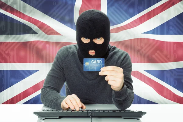 Понятие киберпреступности с национальным флагом на фоне - Соединенное Королевство — стоковое фото