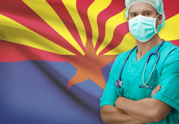 Chirurg mit uns heißt Flaggen auf Hintergrund-Serie - Arizona — Stockfoto