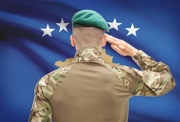 Nationale militaire troepen met vlag op achtergrond conceptuele serie - Kosovo — Stockfoto
