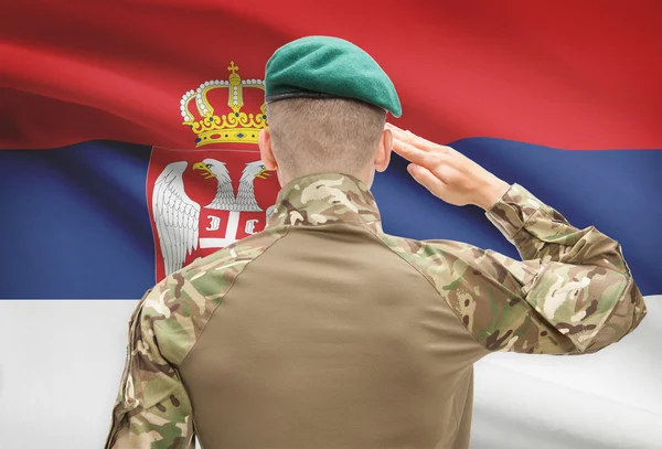 Fuerzas militares con la bandera en la serie conceptual de fondo - Serbia — Foto de Stock