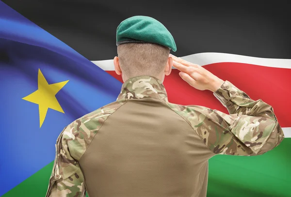 Fuerzas militares con la bandera en la serie conceptual de fondo - Sudán del sur —  Fotos de Stock
