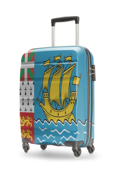 手提箱用国旗上它-圣皮埃尔和密克隆群岛 — 图库照片