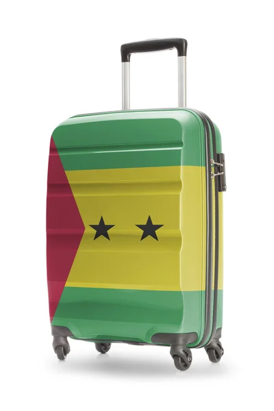 Koffer met nationale vlag op het - Sao Tome en Principe — Stockfoto