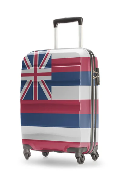 Suitcase with US state flag on it - Hawaii — Stock Photo, Image