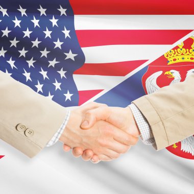 İşadamları el sıkışma - Amerika Birleşik Devletleri ve Sırbistan