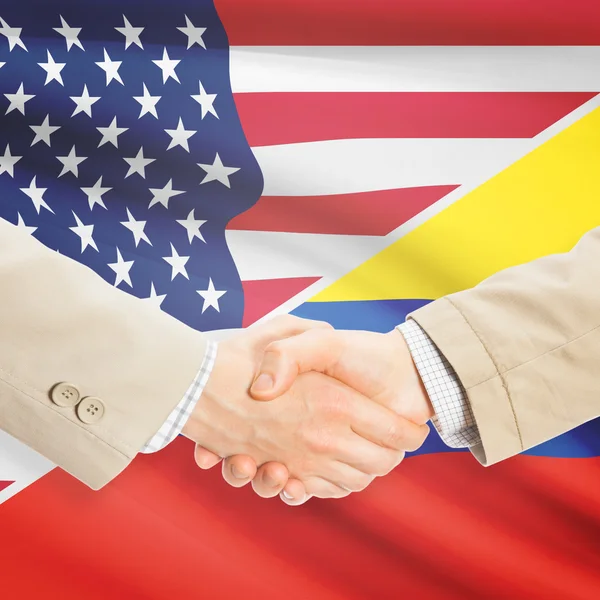 商人握手-美国和哥伦比亚 — 图库照片