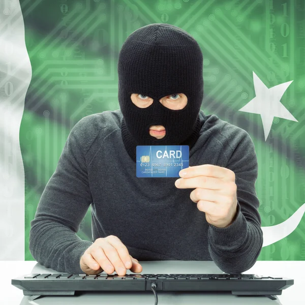 Konzept der Internetkriminalität mit Nationalflagge auf Hintergrund - Pakista — Stockfoto