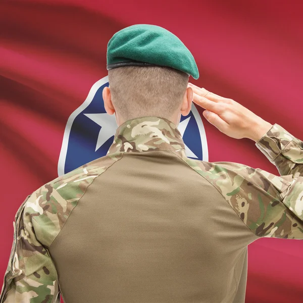 Soldier saluting to USA state flag conceptual series - Tennessee — Stock Photo, Image