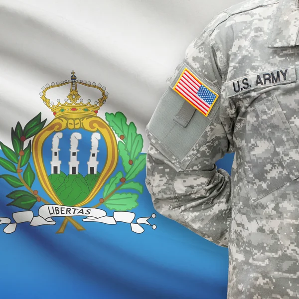 Soldado americano con serie de bandera - San Marino —  Fotos de Stock