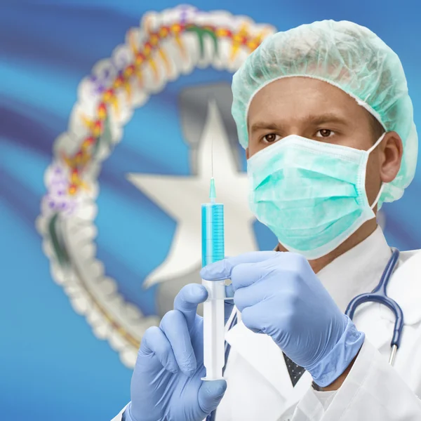 Arzt mit Spritze in Händen und Flag Serie - Nördliche Marianen — Stockfoto