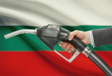 Pompa meme el ile arka plan - Bulgaristan Ulusal bayrağını yakıt.