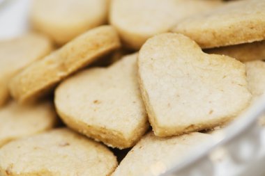 kalp şeklinde kurabiye