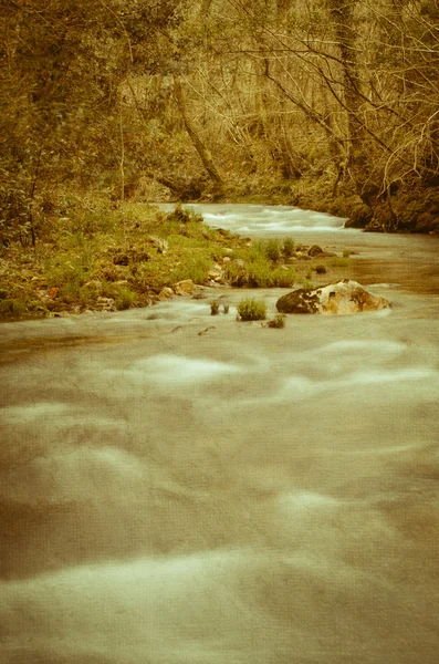 Bergrivier — Stockfoto