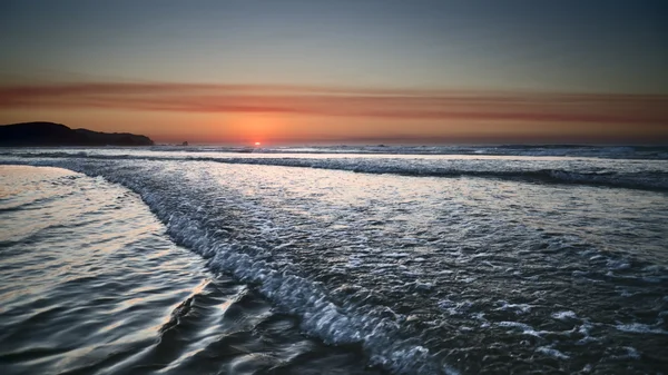 Puesta de sol en la costa atlántica — Foto de Stock