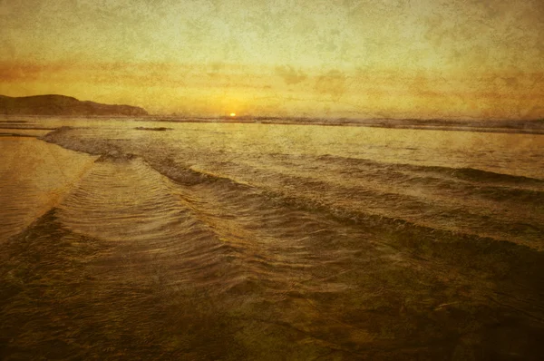 Pôr do sol na costa — Fotografia de Stock
