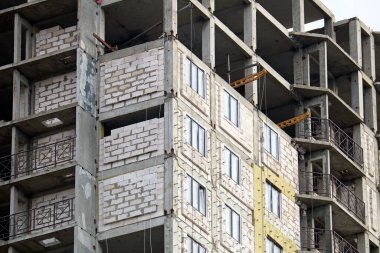 Yüksek binaların inşaatı