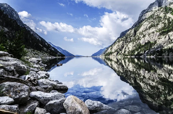 Río de cristal — Foto de Stock