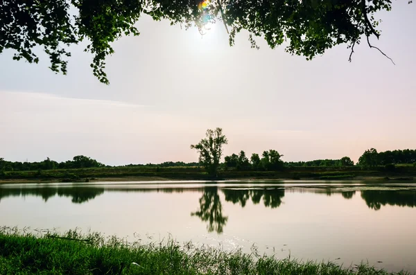 Ebro i månens ljus — Stockfoto