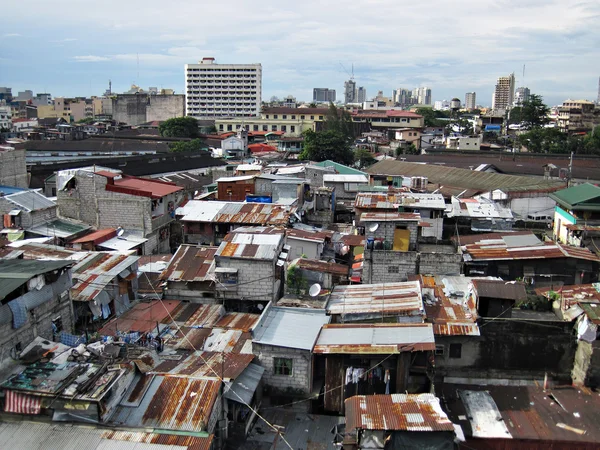 Squatter Shacks et maisons dans une zone urbaine de bidonville — Photo