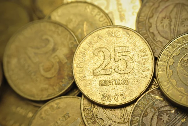 Filipínské 25 oběžné mince — Stock fotografie