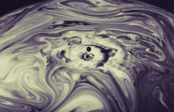 Абстрактный Всплеск Капли Воды Красочную Поверхность — стоковое фото