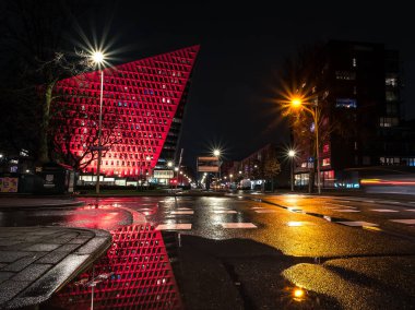 Hollanda, Lahey 'deki Kaçak Belediyesi Bölge Ofisi, Aralık 2020