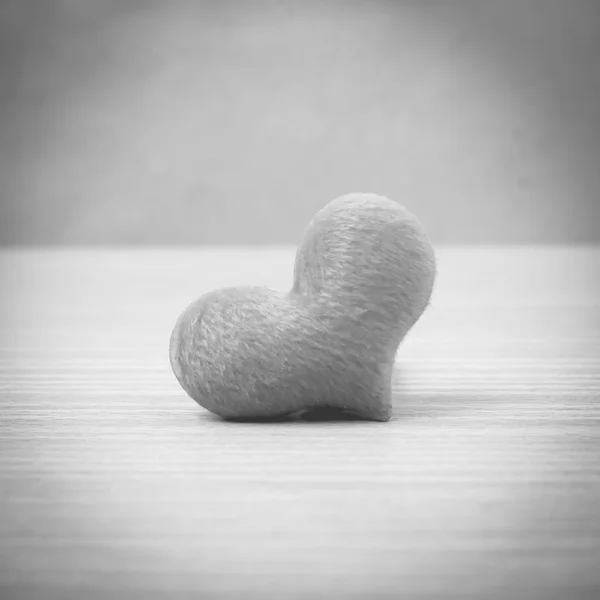 Red heart on wood black and white color — Stock Photo, Image